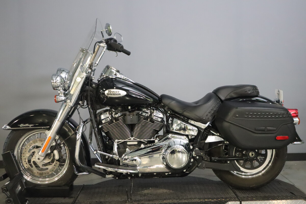2021 Harley-Davidson Heritage Classic 107 FLHC - Photo 5