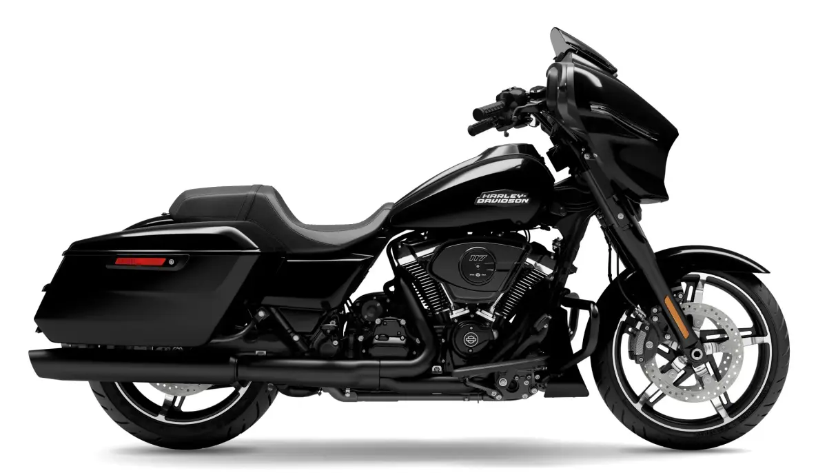 2025 Harley-Davidson<sup>®</sup> Street Glide® Vivid Black