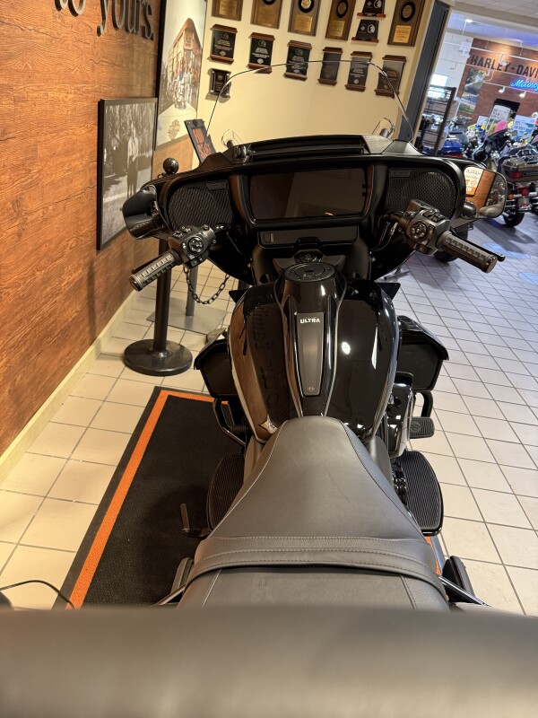 2025 H-D FLHXU Street Glide Ultra 117ci - Photo 6