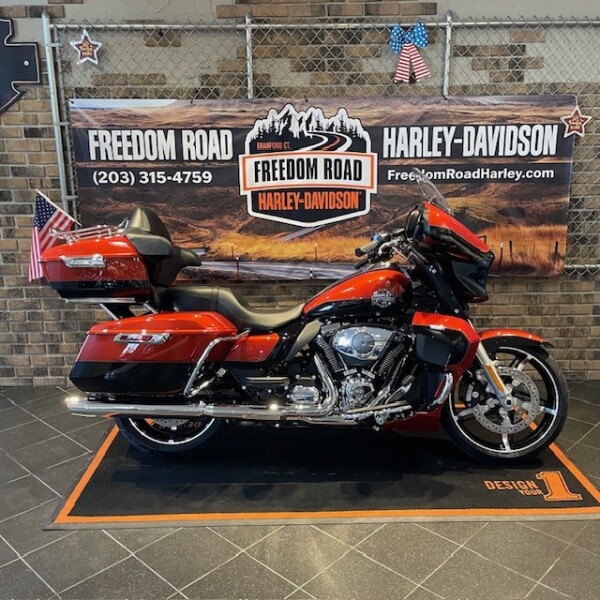2025 Street Glide® Ultra (FLHXU)
