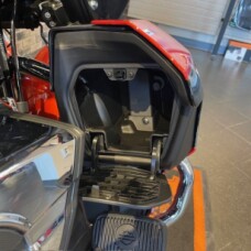 2025 Street Glide® Ultra (FLHXU) thumb 2