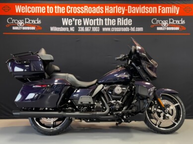 2025 Harley-Davidson<sup>®</sup> Street Glide® Mystic Shift - Black Finish