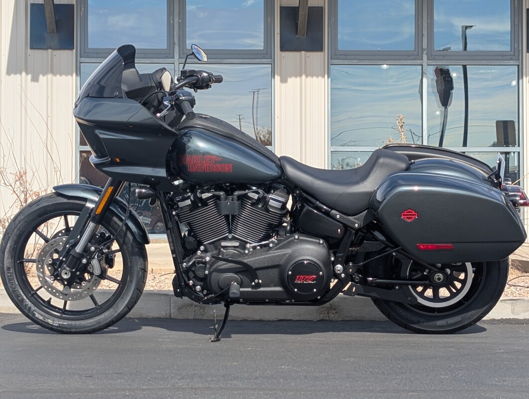 2025 Harley-Davidson Low Rider ST - Photo 2