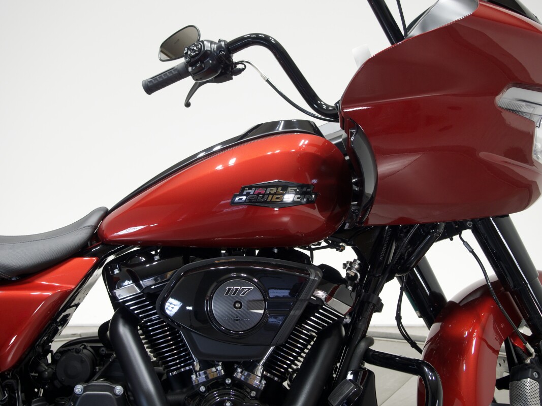 2025 Harley-Davidson FLTRX Road Glide in Brilliant Red - Photo 2