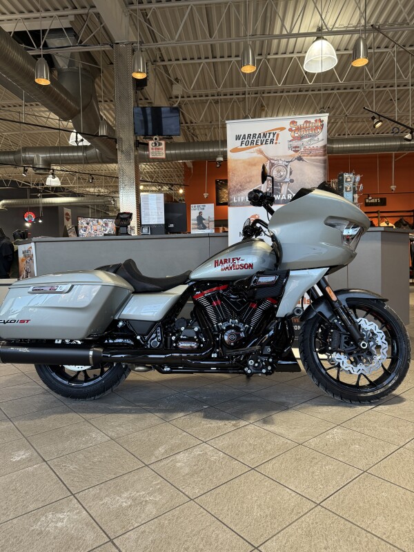FLTRXSTSE 2025 CVO Road Glide ST