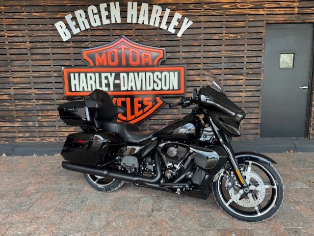 2025 Harley Davidson Street Glide Ultra FLHXU