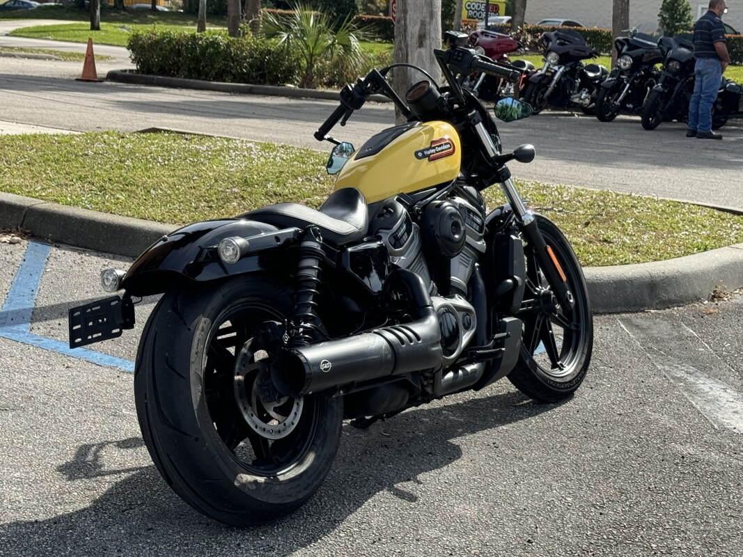 RH975 2022 Nightster - Photo 4