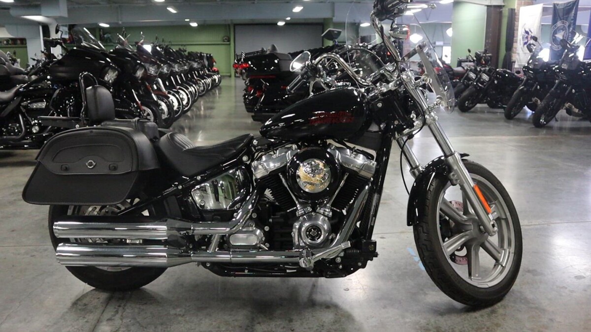 Harley-Davidson Softail トレーナー XL 黒 2023 Harley-Davidson Softail Standard | American Motorcycle