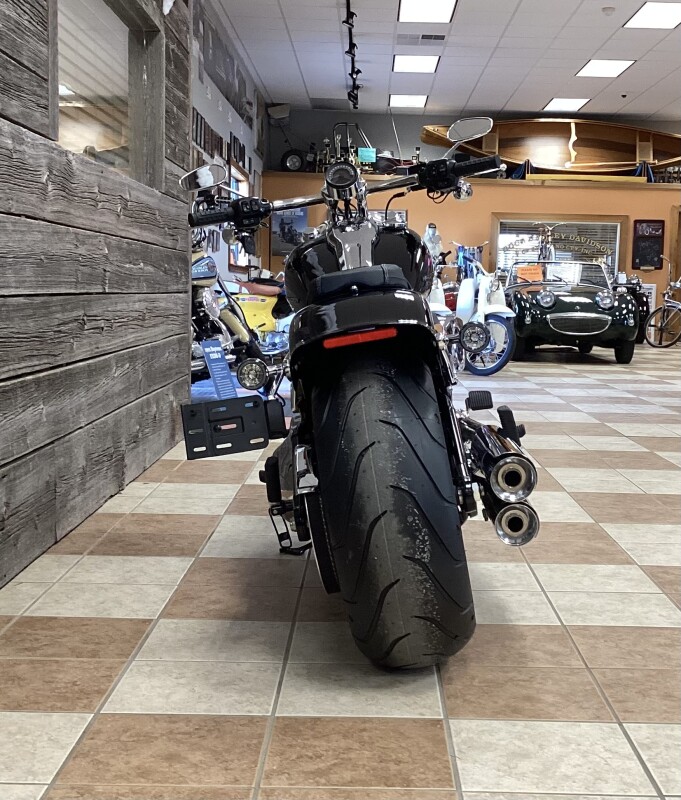 2025 Harley-Davidson Breakout - Photo 3