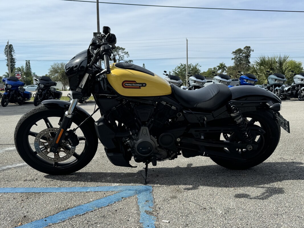 RH975 2022 Nightster - Photo 8