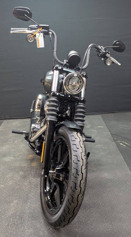 Harley-Davidson Street Bob 2025 FXBB IRON HORSE MTLC - Photo 3