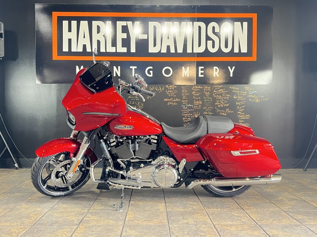 FLHX 2025 Street Glide - Photo 9