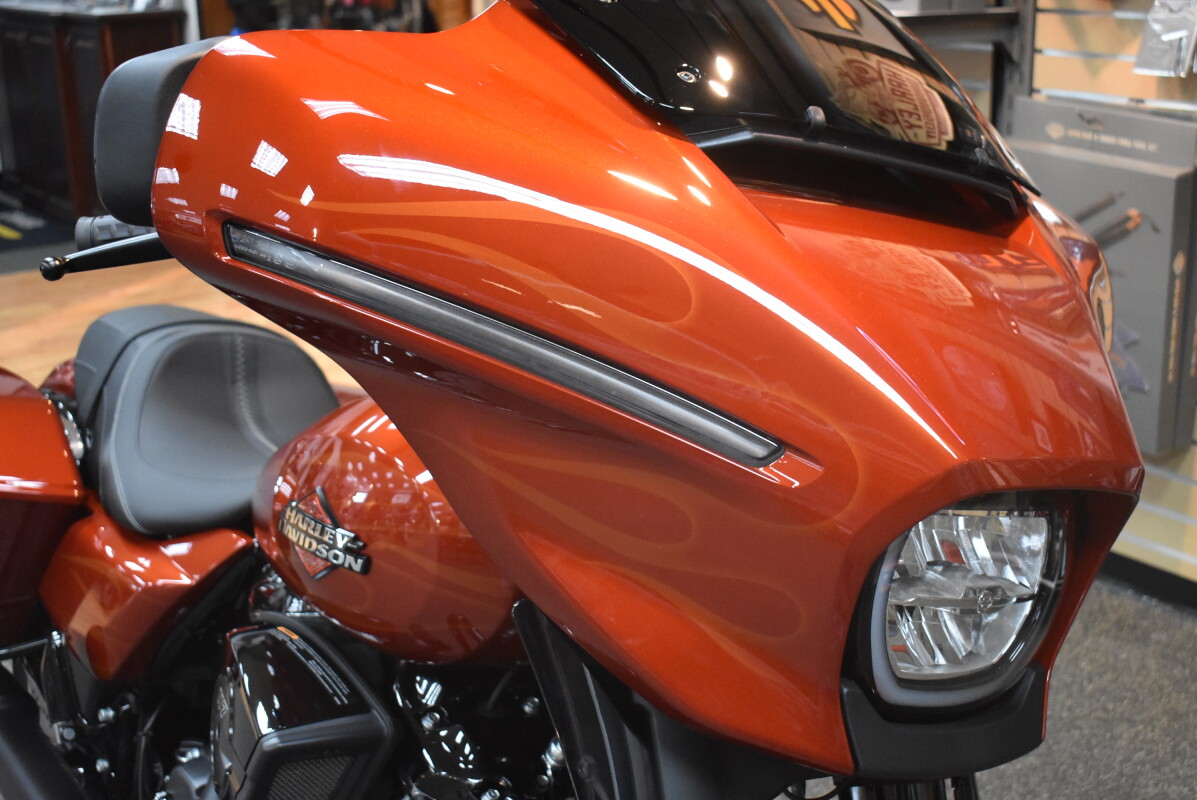 FLHX 2025 Street Glide - Photo 10