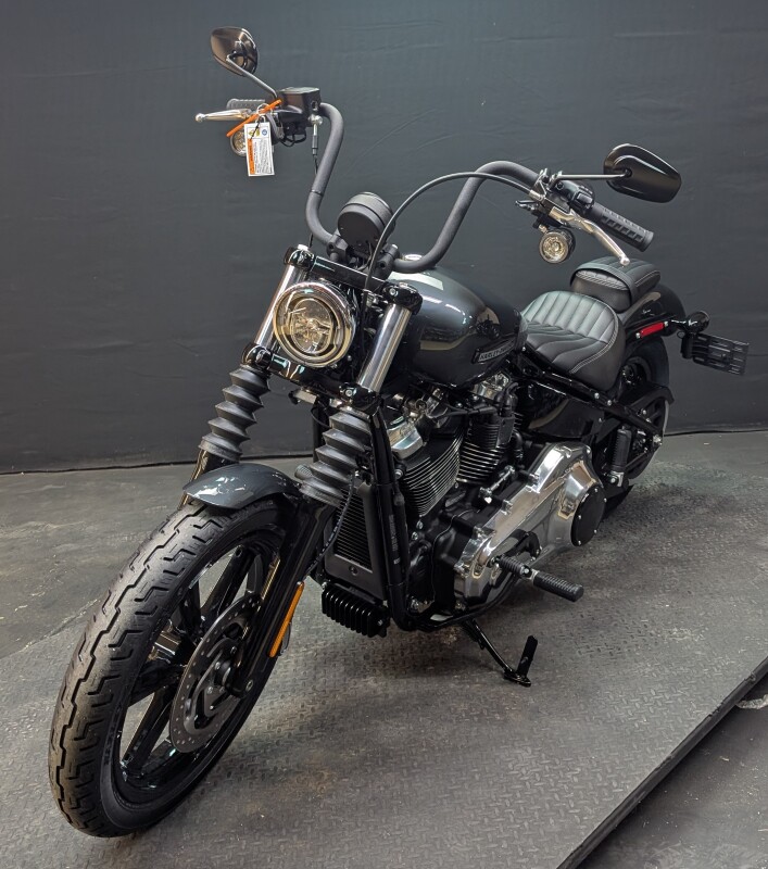 Harley-Davidson Street Bob 2025 FXBB IRON HORSE MTLC - Photo 4