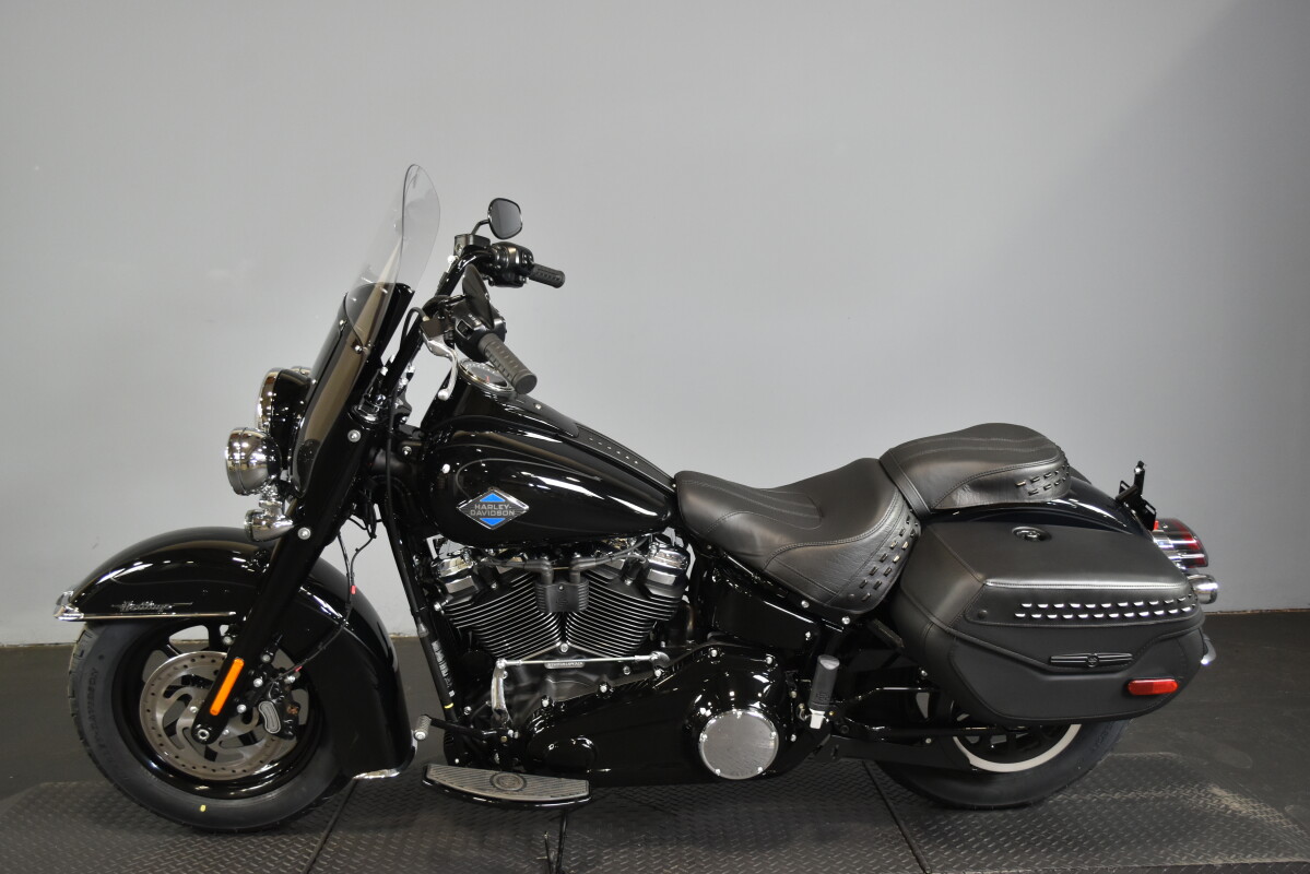 2025 Harley-Davidson Heritage Classic FLHC - Photo 6