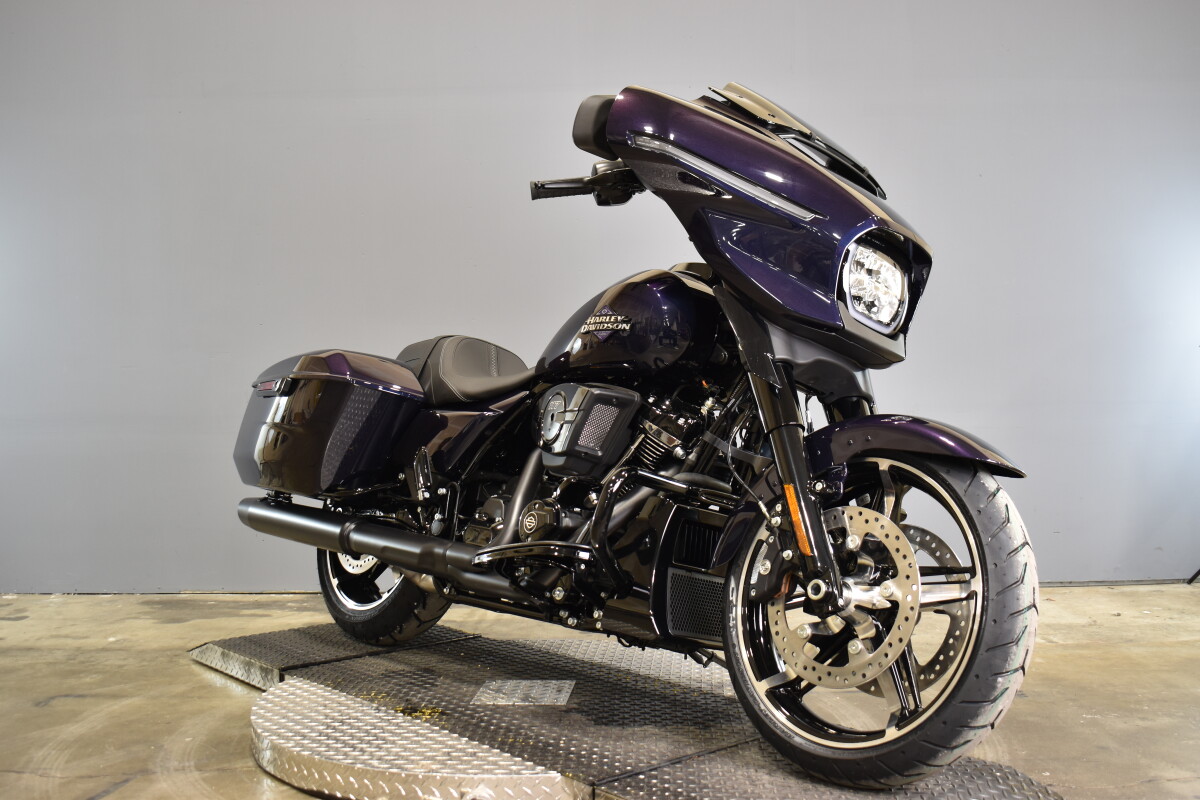 2025 Harley-Davidson Street Glide FLHX - Photo 5