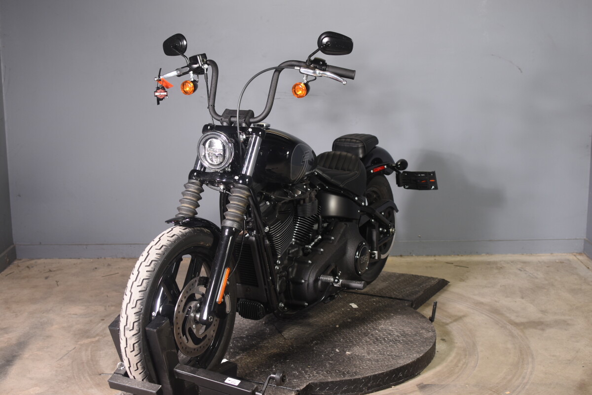 2024 Street Bob 114 FXBBS - Photo 4