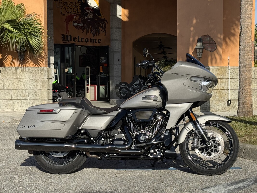 FLTRXSE 2023 CVO Road Glide