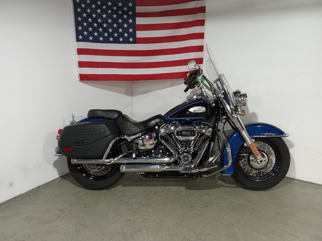 2022 Harley-Davidson Heritage Classic 114 Reef Blue/Vivid Black