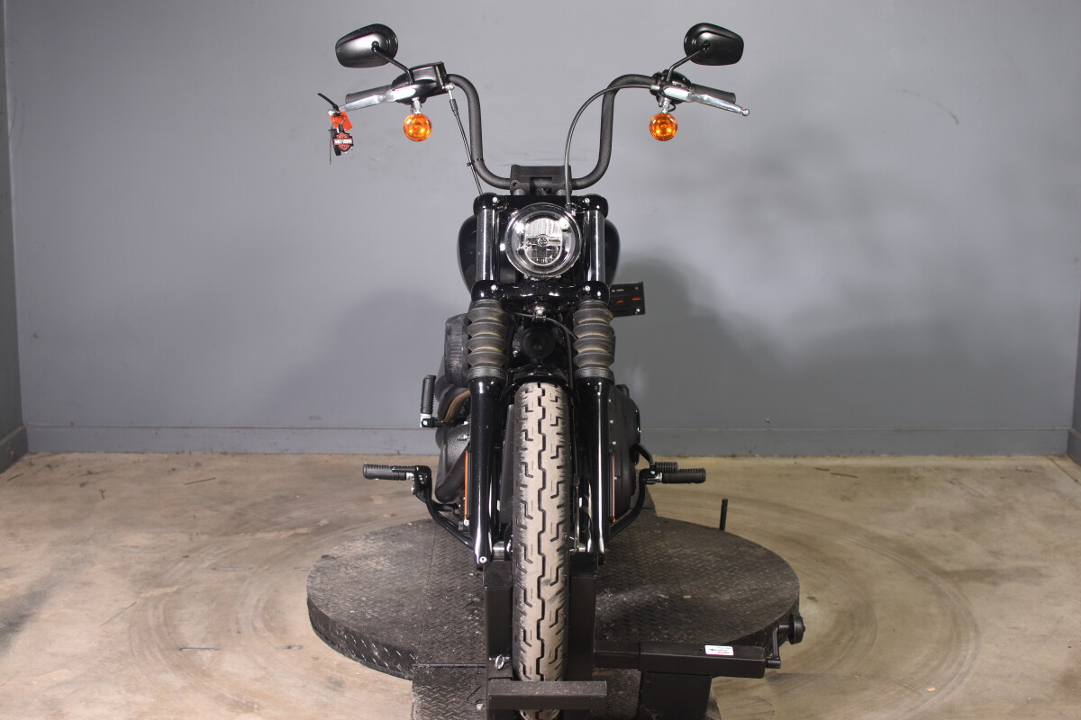 2024 Street Bob 114 FXBBS - Photo 3