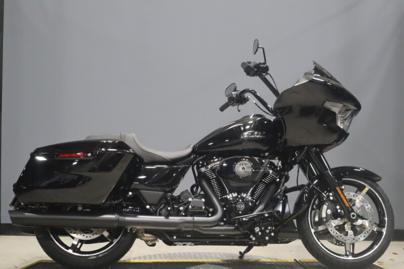 Harley-Davidson バイクシート ブラック　25301 25302 Harley-Davidson バイクシート ブラック 25301 25302