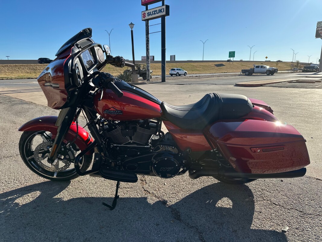 2025 Harley-Davidson Street Glide - Photo 5