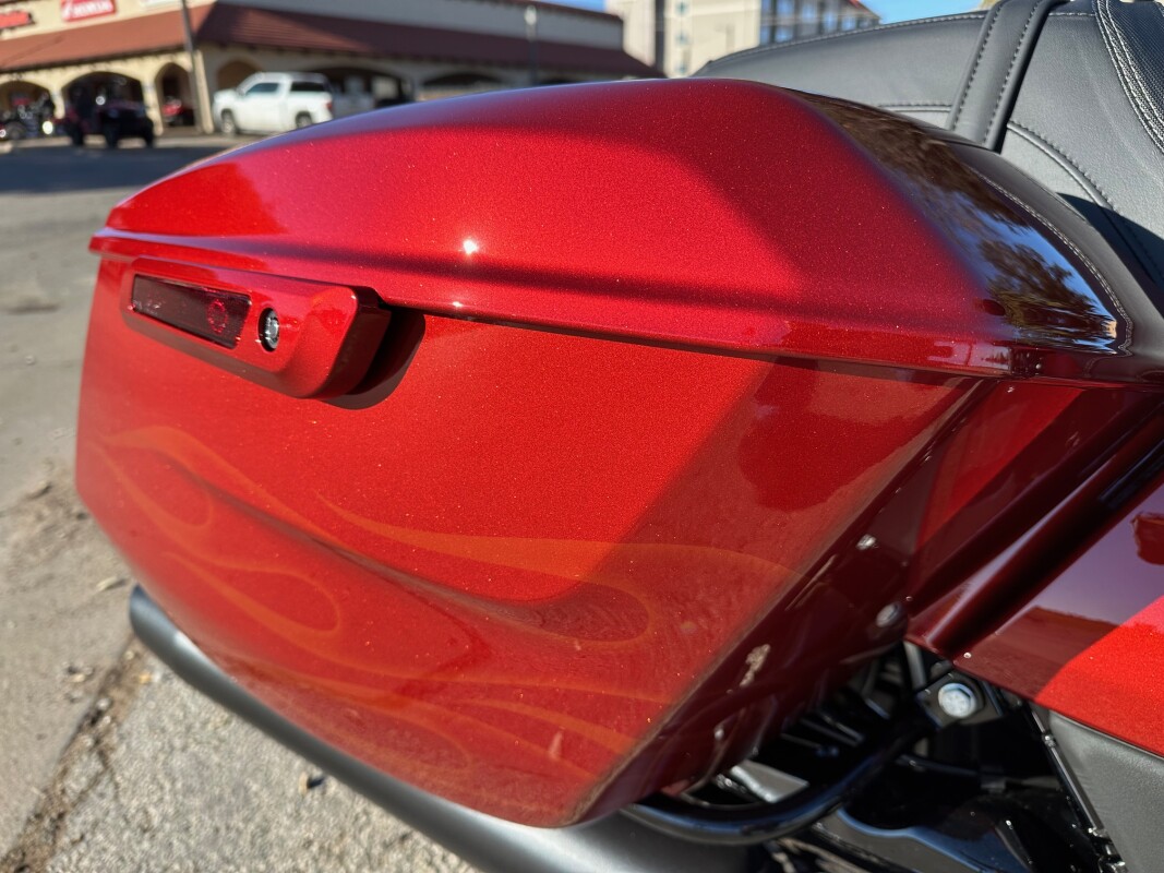 2025 Harley-Davidson Street Glide - Photo 8