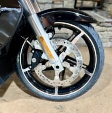 2025 FLHXU - Street Glide Ultra thumb 2
