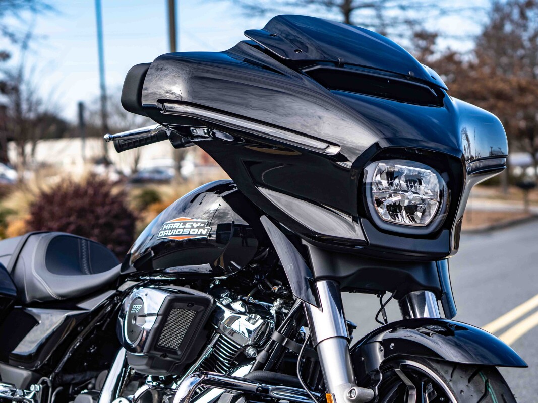 FLHX 2025 Street Glide - Photo 8