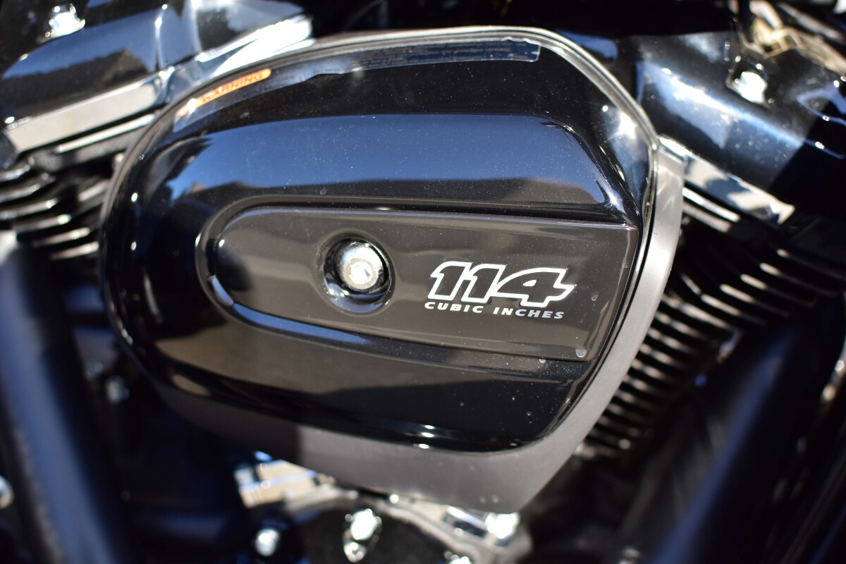2025 Harley-Davidson® Tri Glide™ Ultra FLHTCUTG, photo 8