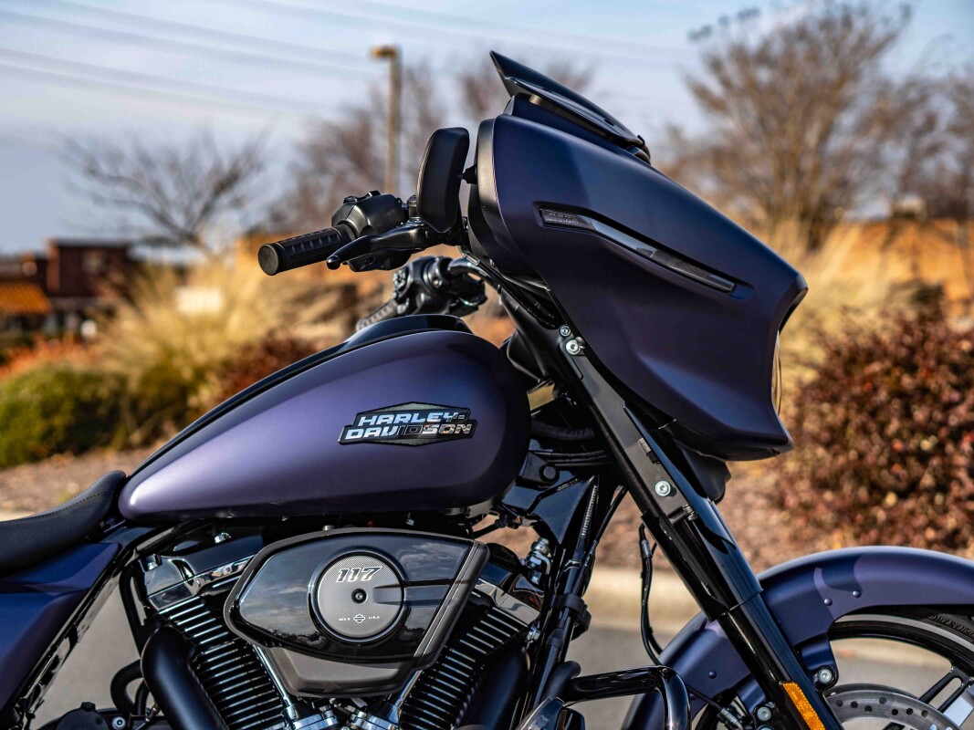 FLHX 2025 Street Glide - Photo 9