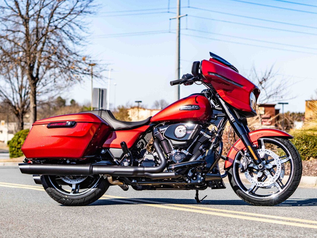 FLHX 2025 Street Glide - Photo 4