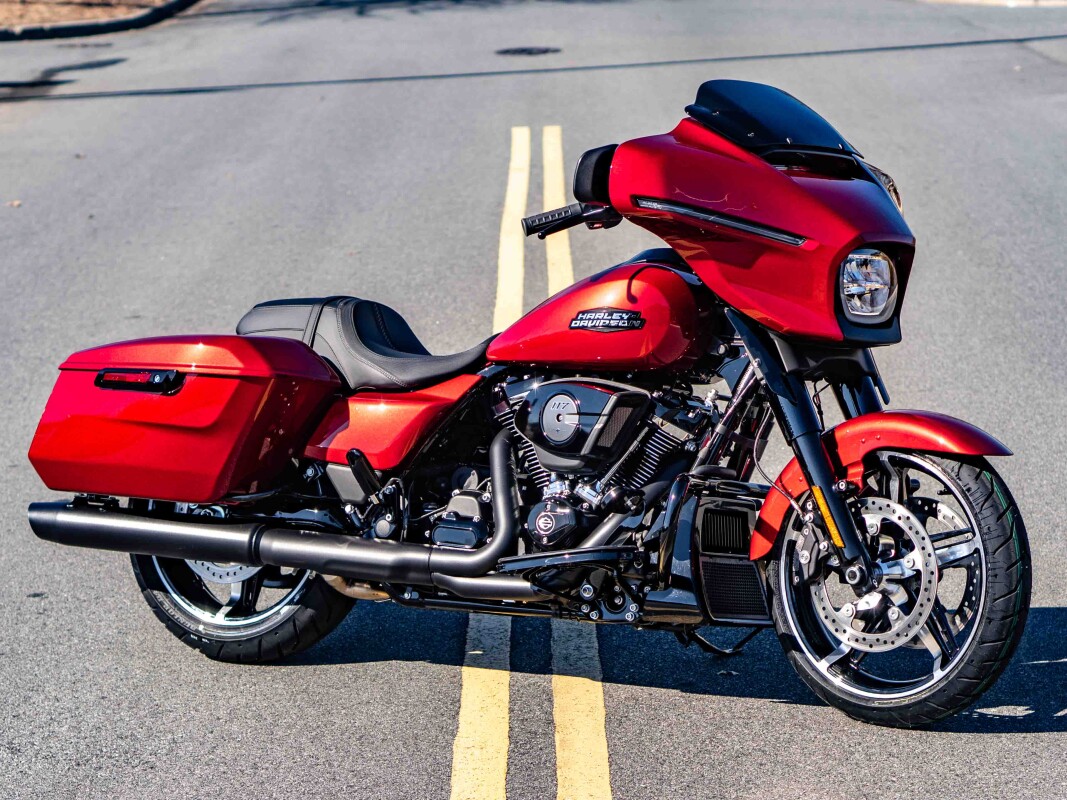 FLHX 2025 Street Glide - Photo 3