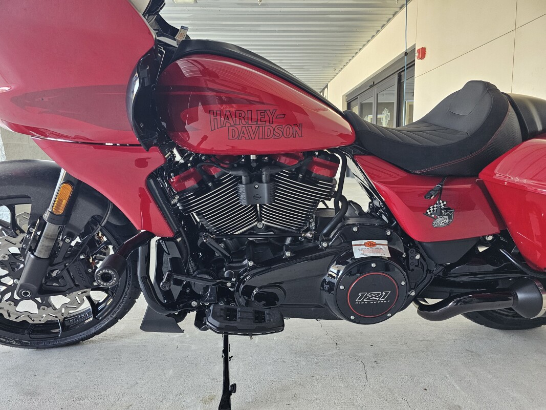 2025 Harley-Davidson CVO Road Glide ST - Photo 8
