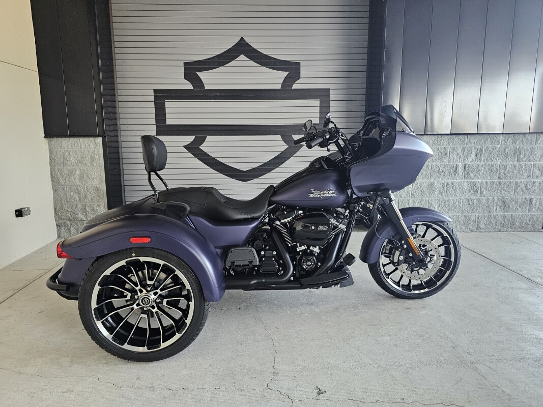 2025 Harley-Davidson<sup>®</sup> Road Glide<sup>®</sup> 3