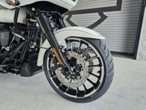 2025 Harley-Davidson<sup>®</sup> Road Glide<sup>®</sup> 3 thumb 1
