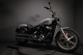 2024 Softail® Standard (FXST) thumb 3