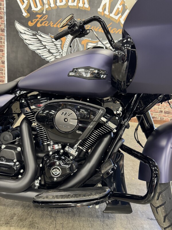2025 Harley-Davidson Road Glide FLTRX - Photo 2