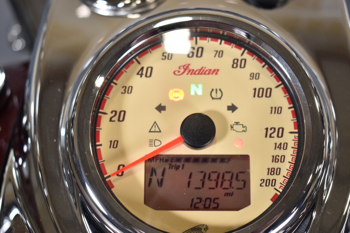 2022 Indian Motorcycle Springfield®, photo 13