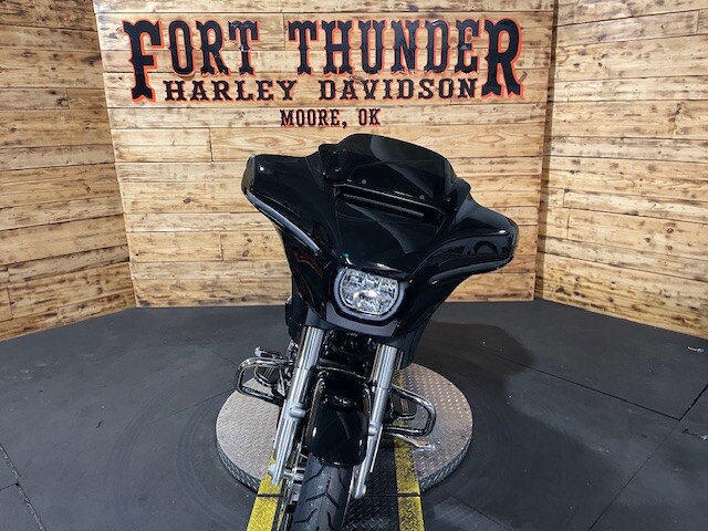 Harley-Davidson Street Glide 2025 FLHX VIVID BLACK - Photo 4