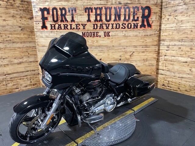 Harley-Davidson Street Glide 2025 FLHX VIVID BLACK - Photo 7