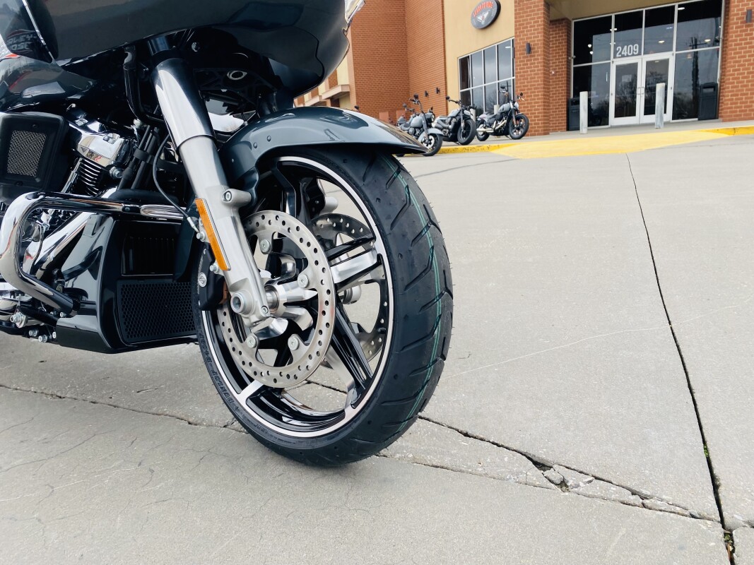 2025 Harley-Davidson Road Glide FLTRX 608608 - Photo 9