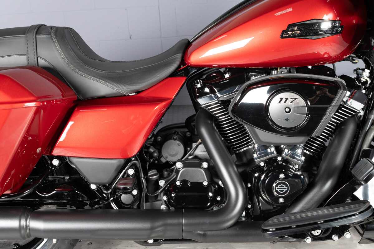 2025 Harley-Davidson Road Glide FLTRX - Photo 3