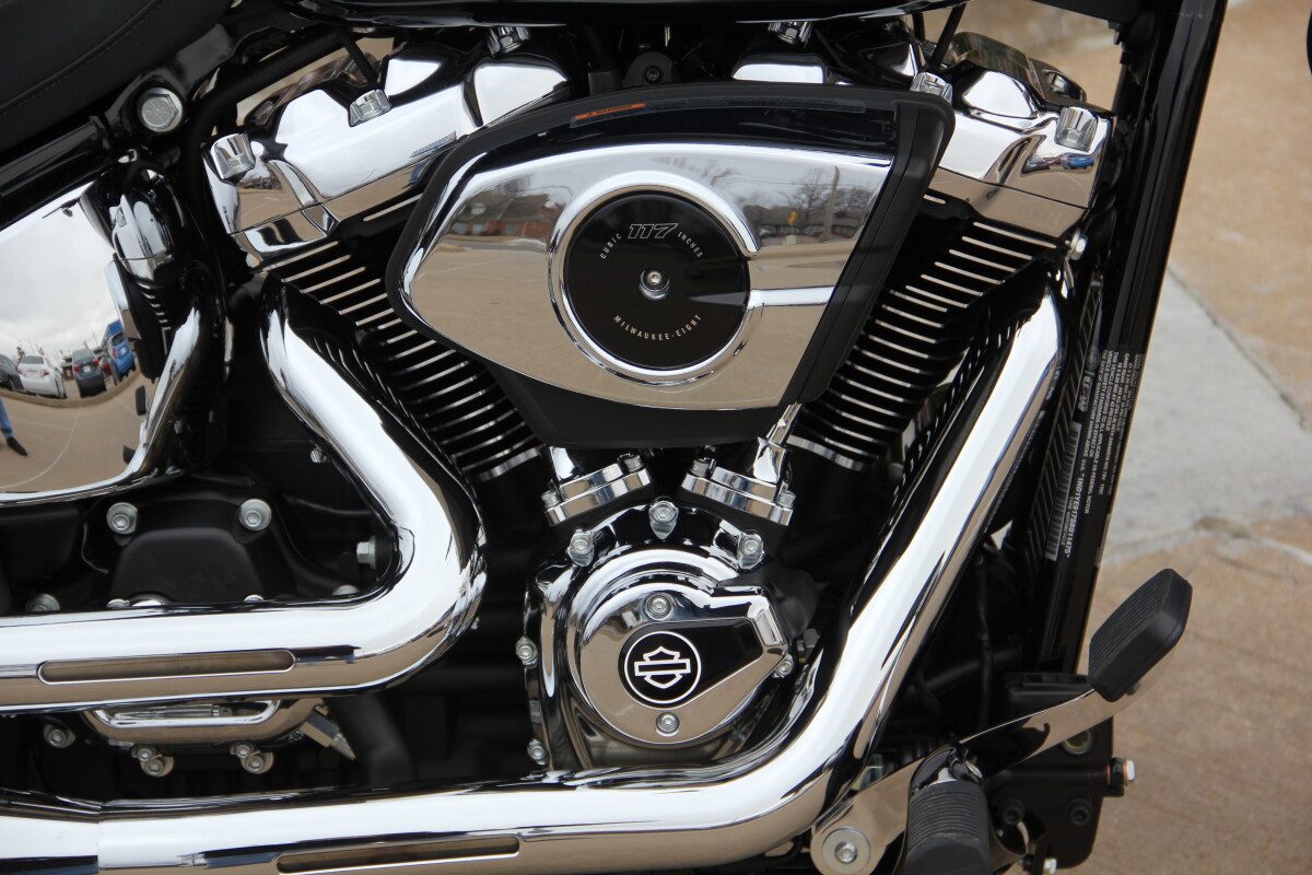 2025 Harley-Davidson Breakout Vivid Black - Photo 10