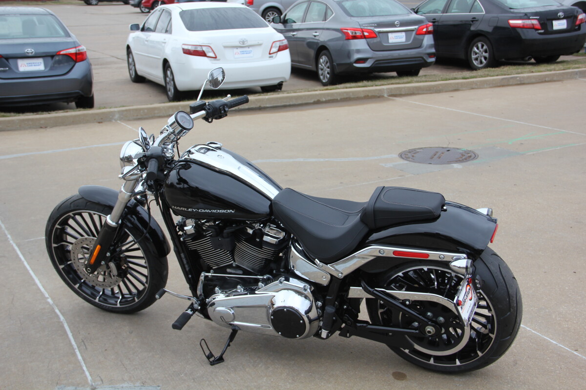 2025 Harley-Davidson Breakout Vivid Black - Photo 7