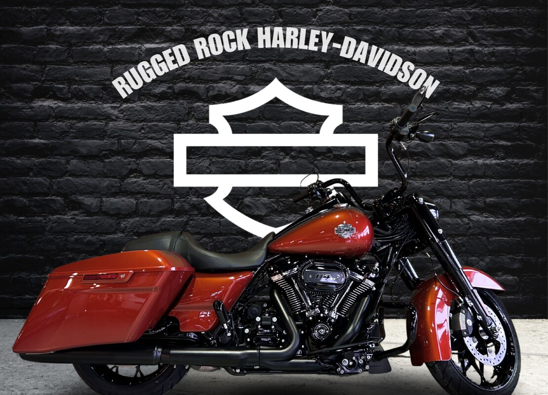 2025 Harley-Davidson<sup>®</sup> Road King<sup>®</sup> Special Whiskey Fire