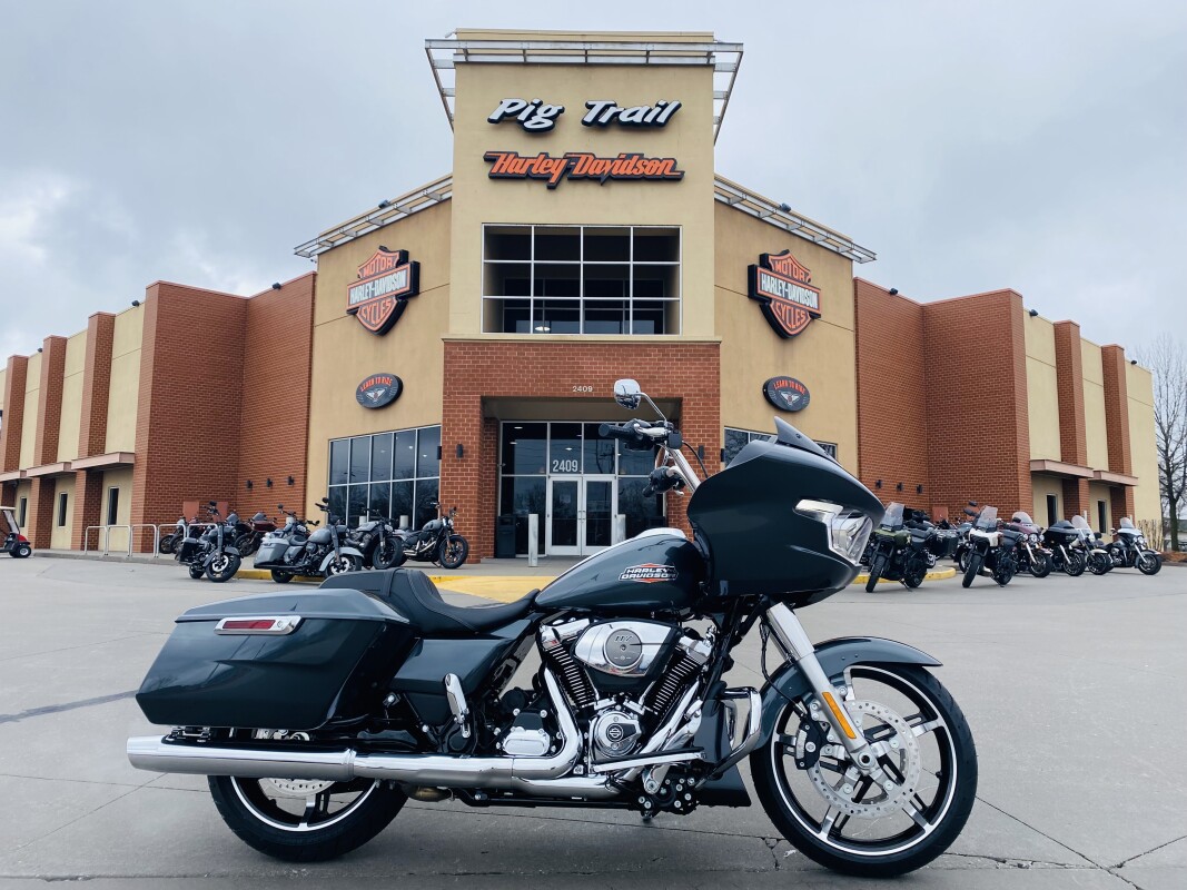 2025 Harley-Davidson Road Glide FLTRX 608608