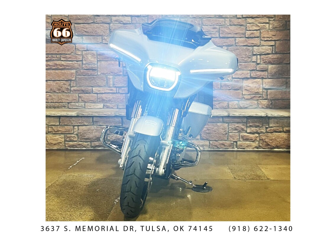 2025 Harley-Davidson Street Glide Atlas Silver Metallic - Photo 2