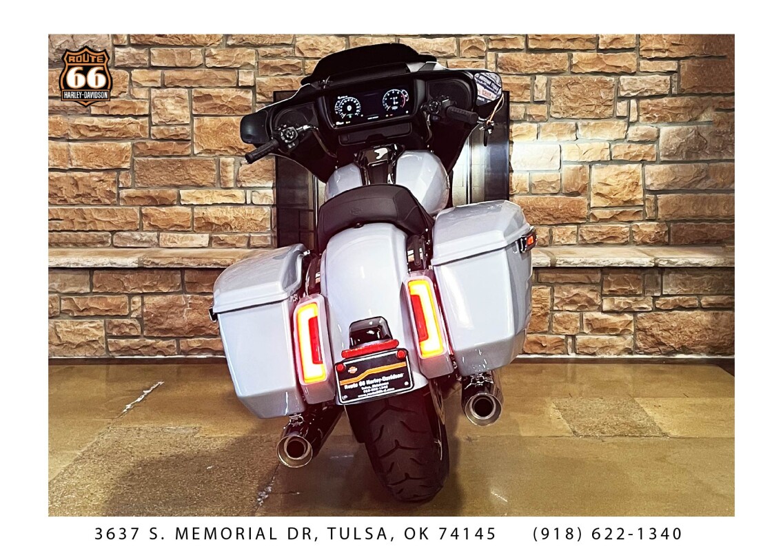 2025 Harley-Davidson Street Glide Atlas Silver Metallic - Photo 4
