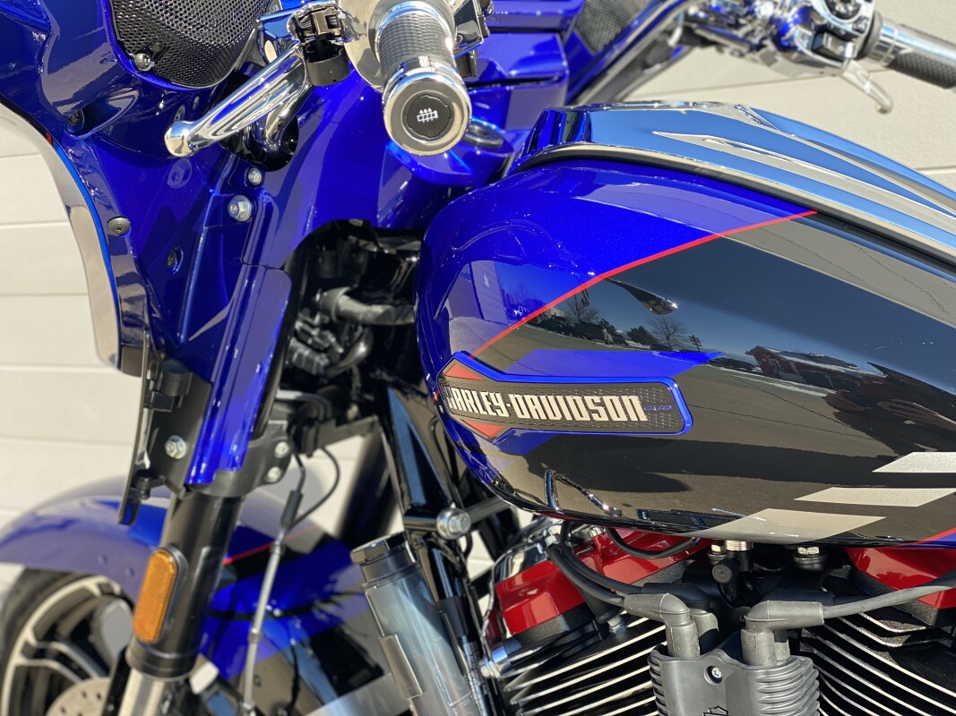 2025 Harley-Davidson CVO Street Glide - Photo 10